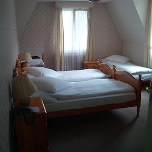 Dreibettzimmer